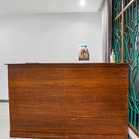 Oyo 90891 Parang Kusumo Residence Krembangan Eksteriør bilde